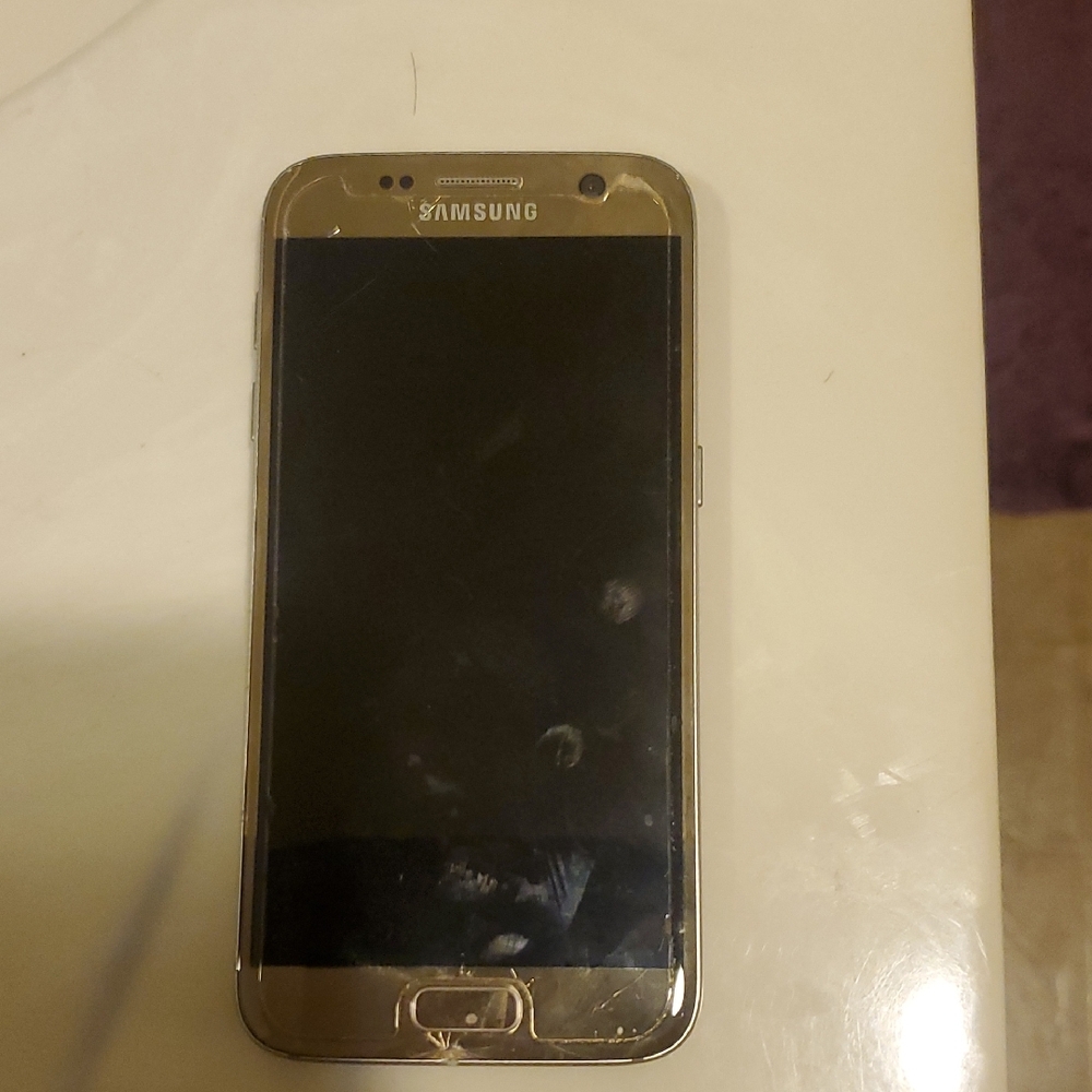Samsung Gold Smartphone